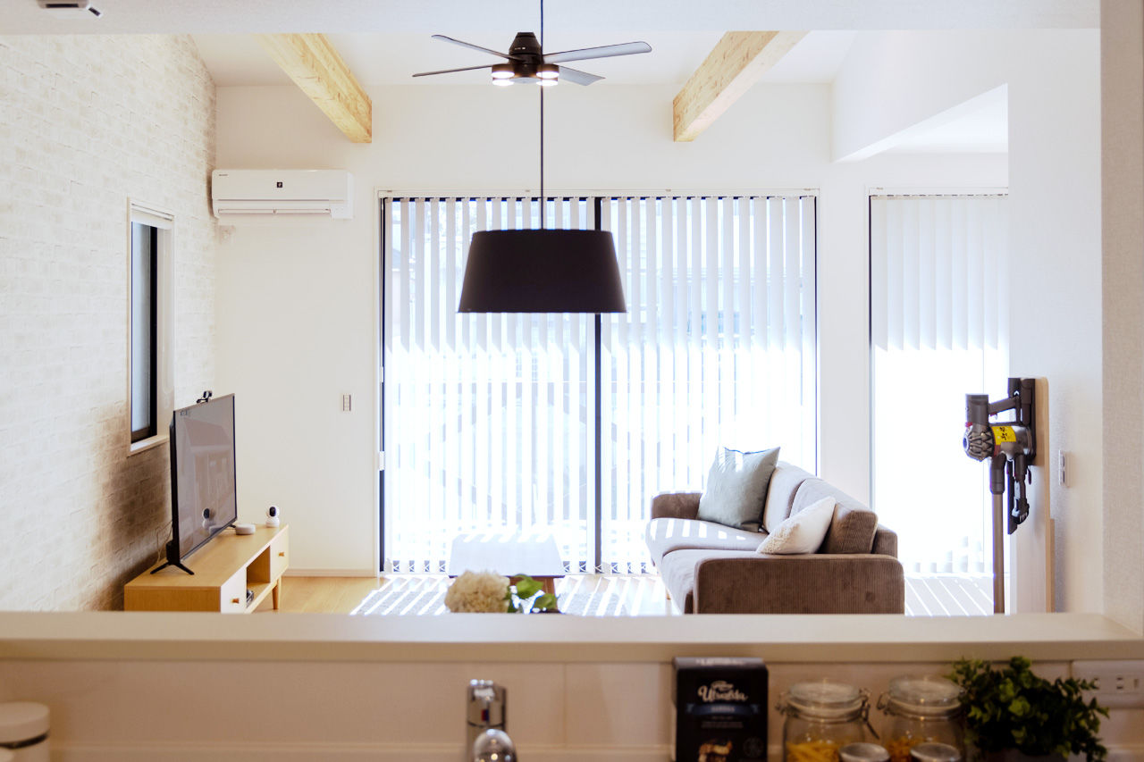 いい感じの平屋IKI 【平屋/1,380万円】標準の太陽光システムで光熱費を抑え、心地よい暮らしを実現できるガレージ付2LDKの建築実例画像3