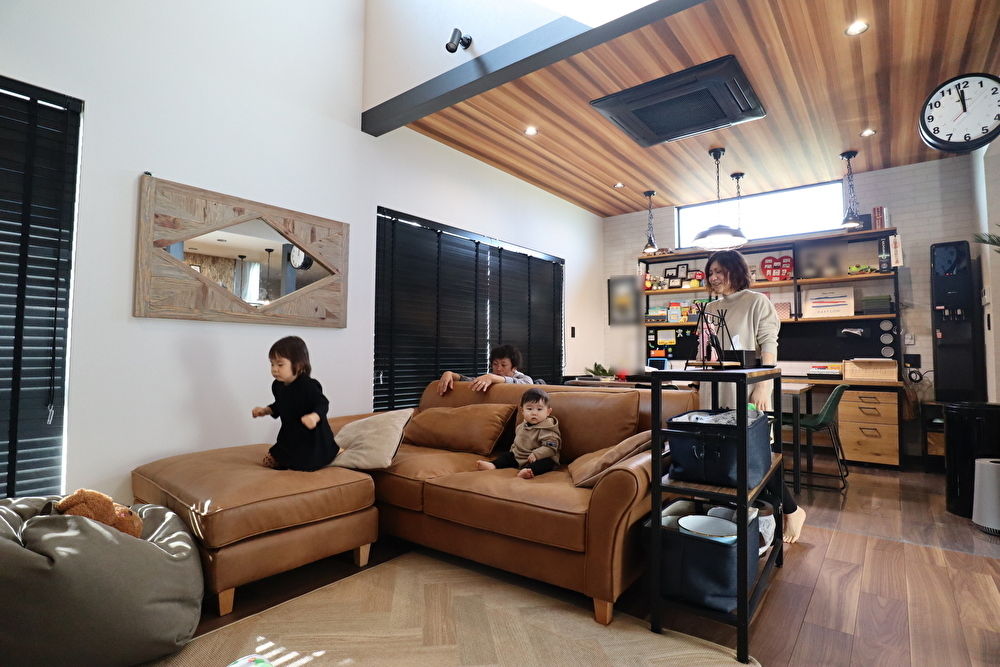 ホーエーホーム（久留米・柳川） 【アメリカンヴィンテージ】【ガルバ外壁】アメリカンヴィンテージスタイルの家　堂々完成！の建築実例画像5