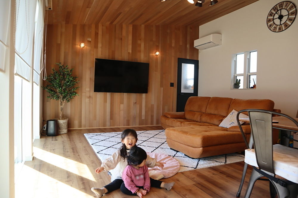 ホーエーホーム（久留米・柳川） 【ガレージ】【ガルバ外壁】【中庭】【趣味の家】ガレージや書斎など、ご家族の要望を叶えた家の建築実例画像3