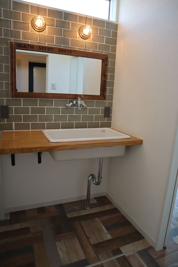 ホーエーホーム（久留米・柳川） 【ガレージ】【ガルバ外壁】【中庭】【趣味の家】ガレージや書斎など、ご家族の要望を叶えた家の建築実例画像7