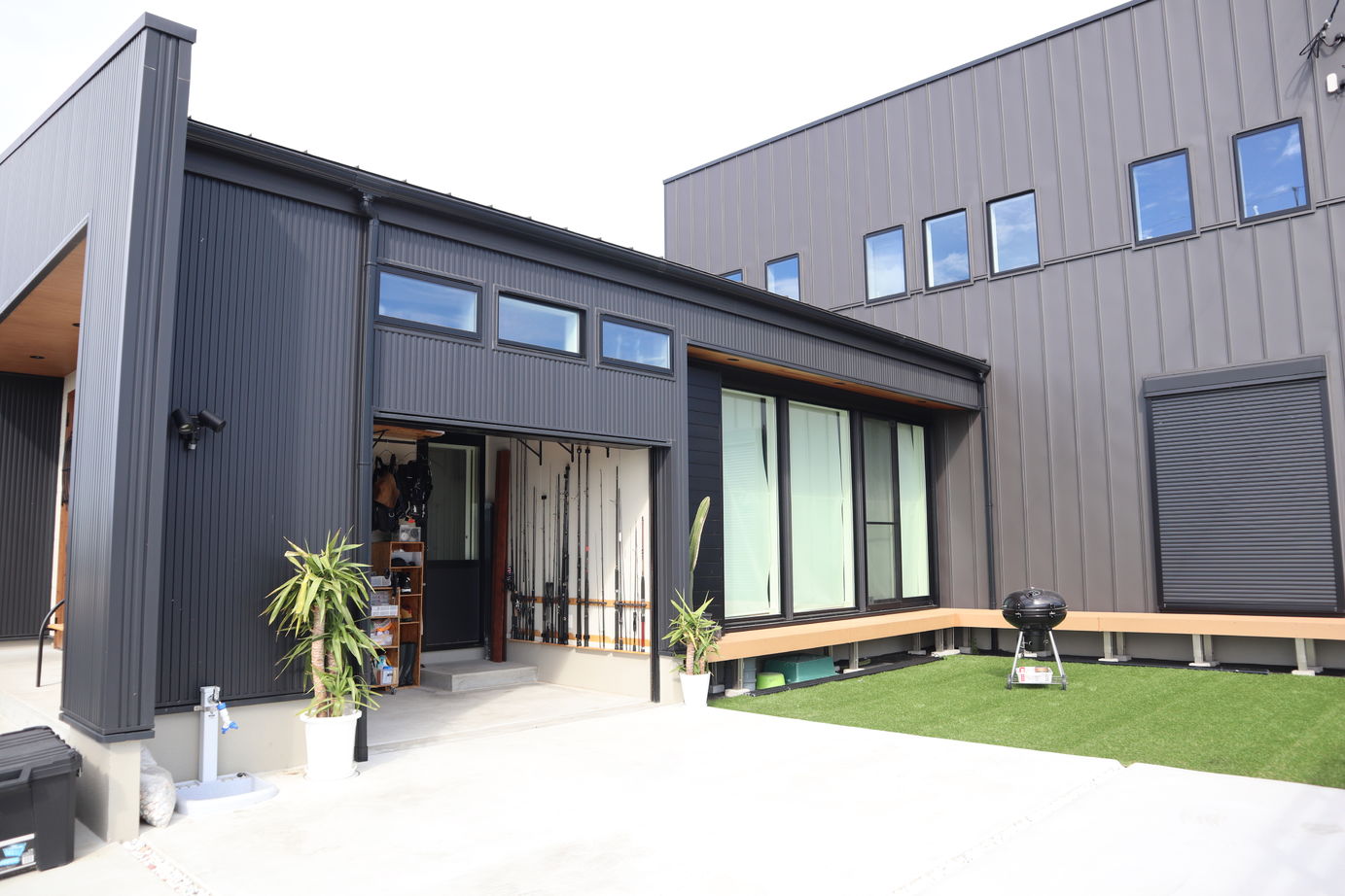 ホーエーホーム（久留米・柳川） 【ガレージ】【ガルバ外壁】【中庭】【趣味の家】ガレージや書斎など、ご家族の要望を叶えた家の建築実例画像9