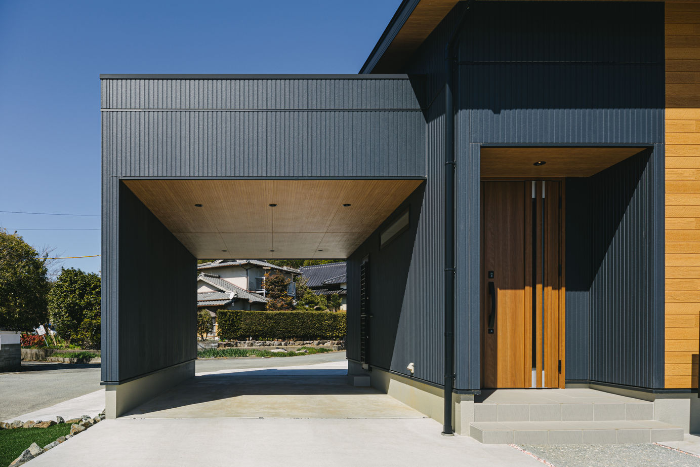 ホーエーホーム（久留米・柳川） 【ガレージ】【平屋】【ガルバ外壁】の建築実例画像3