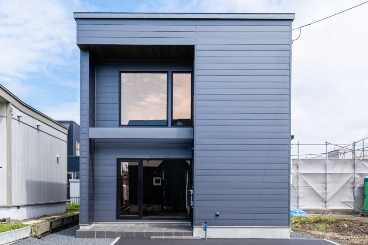 カネトシ工務店 【札幌市/2000万円台/床暖房/吹き抜け】シンプルモダンな内観。高断熱・高気密によってエアコン1台で快適にの建築実例画像6