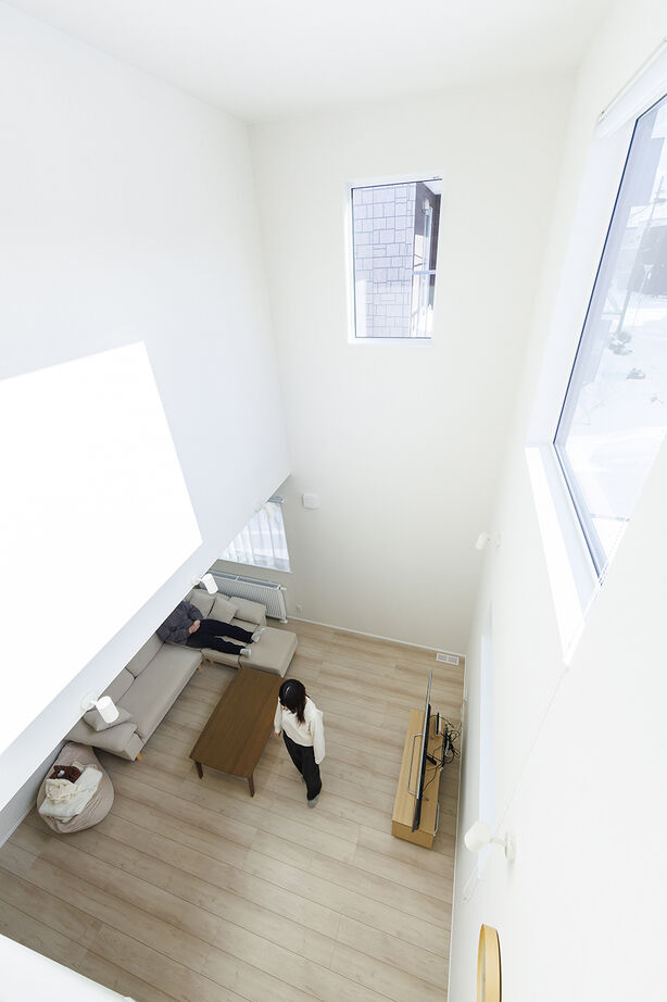 カネトシ工務店 【2097万円/間取図有/ランドリースペース/収納充実】暮らしやすい家事ラク動線。スタイリッシュな吹抜LDの建築実例画像6