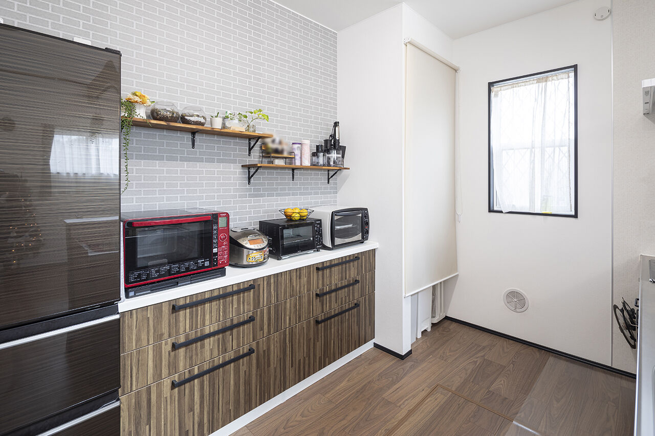 ファンホーム　ツーバイフォー専門 【1800万円台／吹抜／収納充実】20代夫婦が夢を諦めず叶えた、光と笑顔に包まれる家の建築実例画像5