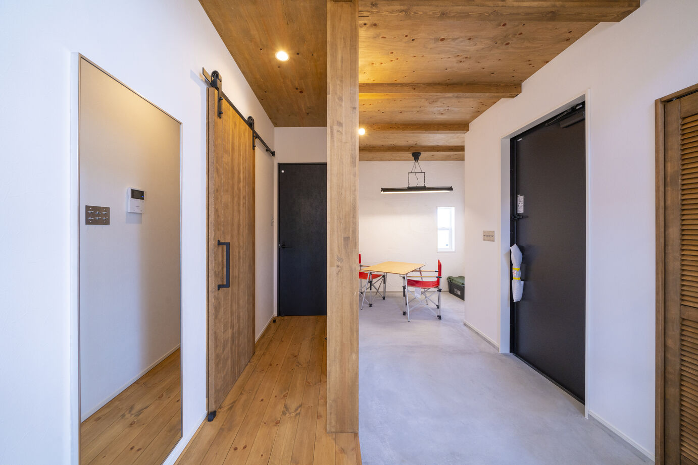 BinO KAGOSHIMA（MBC開発） 【BinO/鹿児島市/スキップフロア/31.5坪】スキップフロアから錦江湾と桜島を望む 自分らしくクラフトする家の建築実例画像6