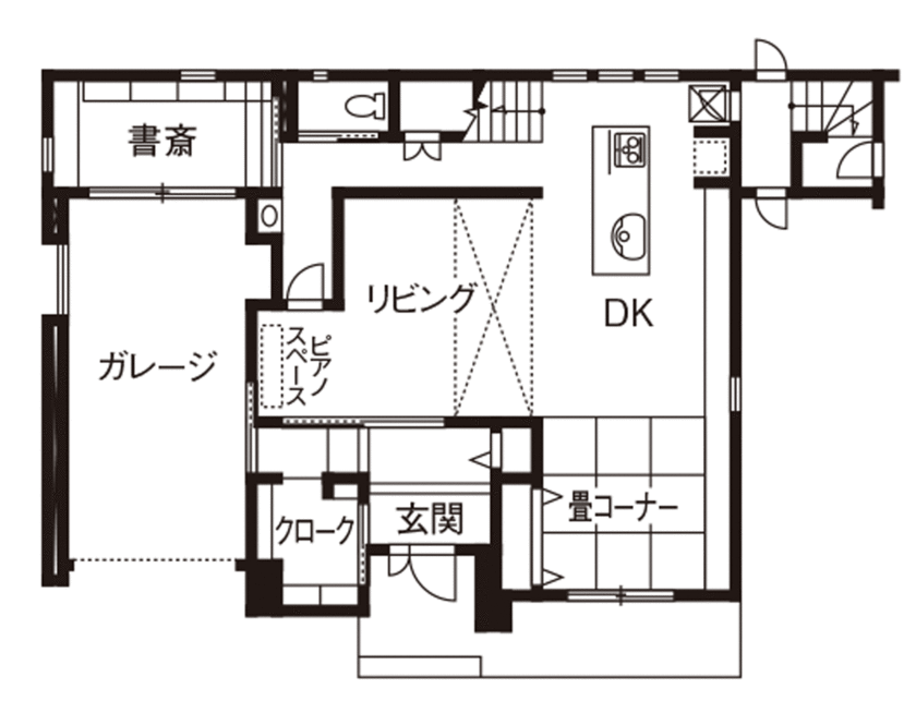 日本ハウスホールディングス 「仕切らない空間設計」が叶えた、家族のつながりを大切にする住まい。書斎付きビルトインガレージも実現の間取り図（2LDK）1階