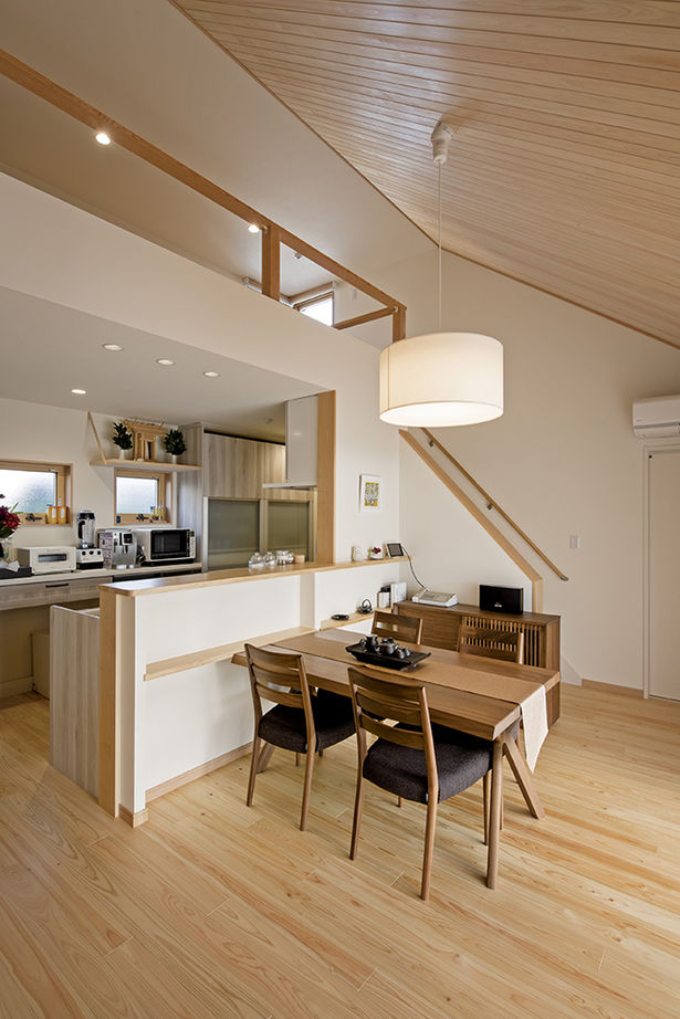 日本ハウスホールディングス 「求めたのは究極のカッコよさ！」。ウチもソトもオリジナリティに富んだカッコいい平屋の住まいの建築実例画像6