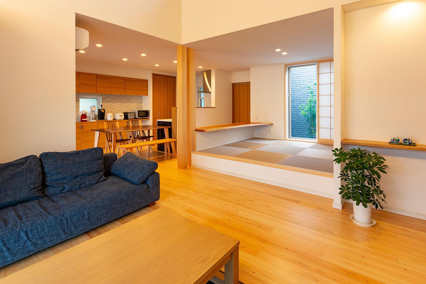 日本ハウスホールディングス 【平屋】斬新なアイデアがたっぷりと詰め込まれた「壁の家（wall house）」の建築実例画像3