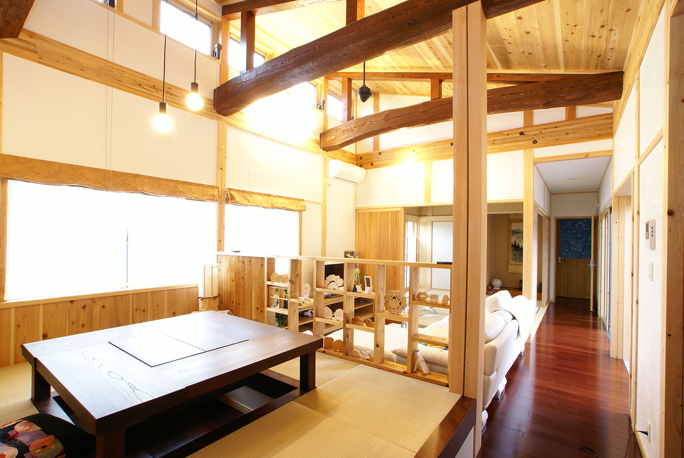 日本ハウスホールディングス 【ウッドデッキ】生活スタイルと斬新なデザインが融合した、光と風が心地いい平屋の建築実例画像3