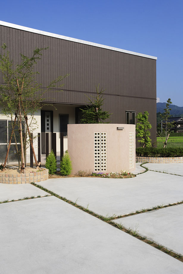 日本ハウスホールディングス 【ウッドデッキ】生活スタイルと斬新なデザインが融合した、光と風が心地いい平屋の建築実例画像8