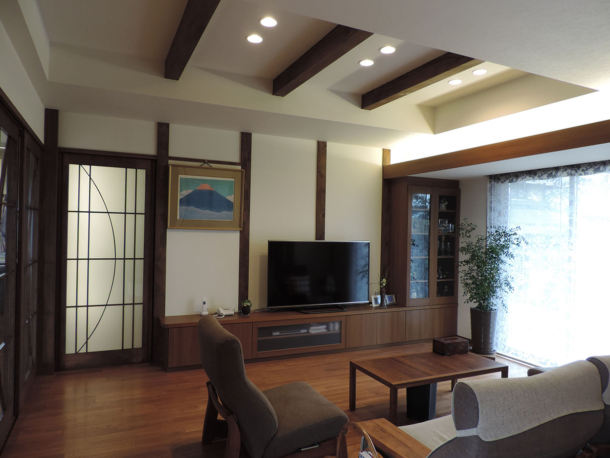 日本ハウスホールディングス 【平屋】自然の光と風、木のぬくもりに満ち溢れた「お庭への愛情と共に暮らす家」の建築実例画像4