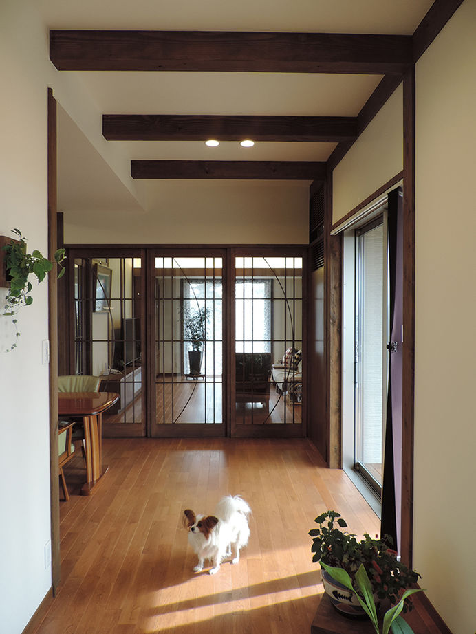 日本ハウスホールディングス 【平屋】自然の光と風、木のぬくもりに満ち溢れた「お庭への愛情と共に暮らす家」の建築実例画像6