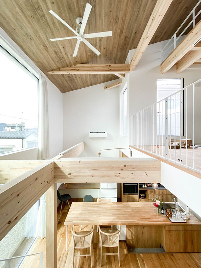 日本ハウスホールディングス 【防音室／自然素材】28坪の旗竿地とは思えない開放感と明るさ。職住一体の住まいを実現の建築実例画像5