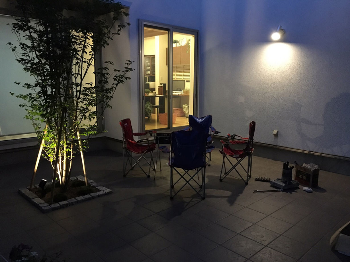 日本ハウスホールディングス 【ガレージ／間取図有】堂々とした平屋を思わせる佇まい。外に閉じて内に開く設計で休日は趣味を満喫！の建築実例画像10