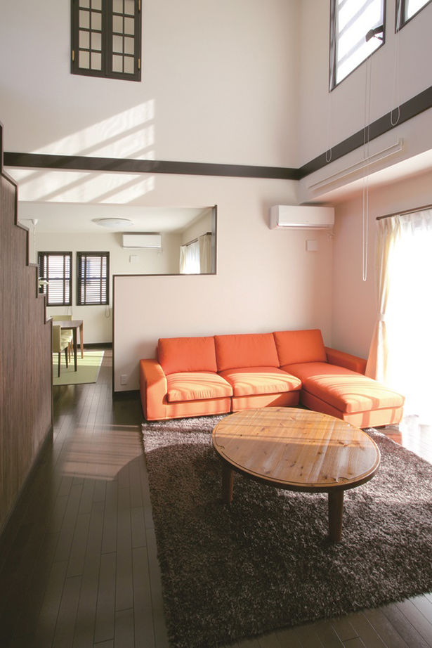 日本ハウスホールディングス 【ビルトインガレージ】24時間いつでも、大好きな愛車とともに暮らせるワクワクがつまった夢の家づくりの建築実例画像3