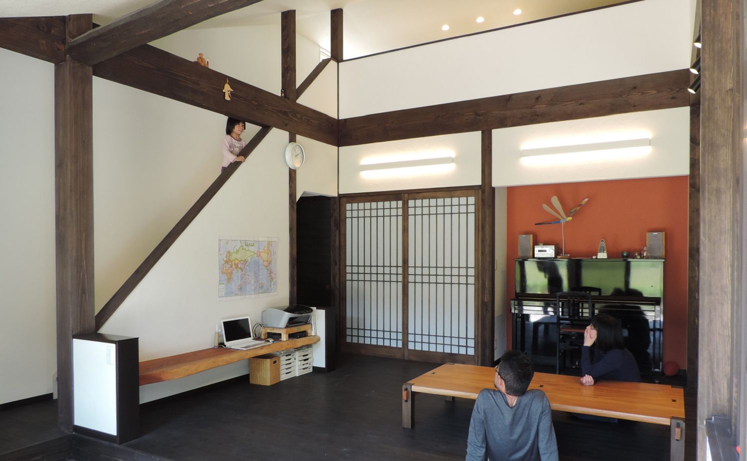 日本ハウスホールディングス 自然と暮らす3つの土間のある家～迎え土間・憩い土間・奥土間～の建築実例画像2