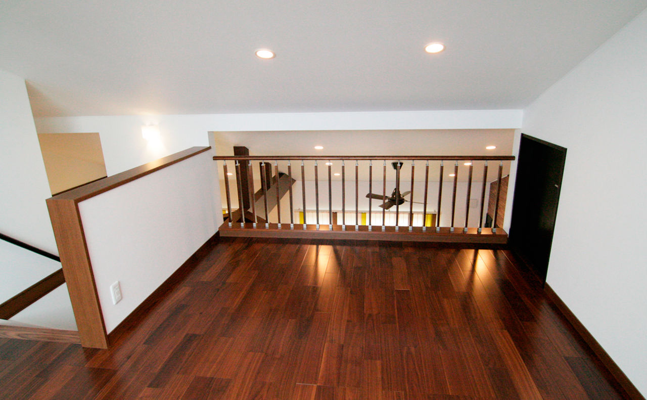 太陽ハウジング 勾配天井と大きなウッドデッキが心地いい　和モダンの平屋の建築実例画像5