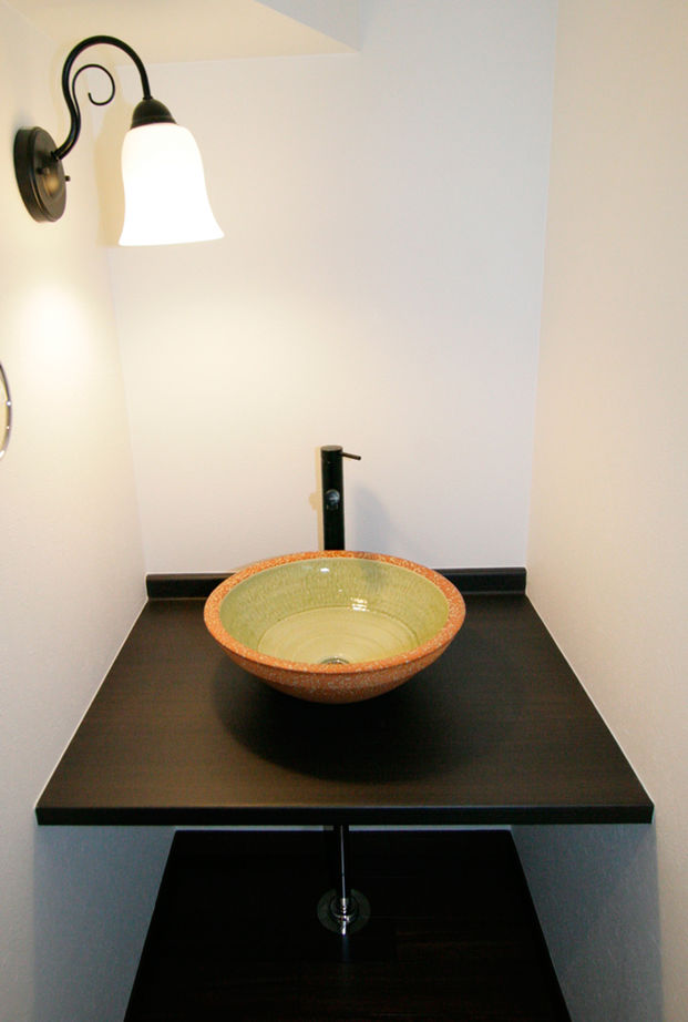 太陽ハウジング 勾配天井と大きなウッドデッキが心地いい　和モダンの平屋の建築実例画像6