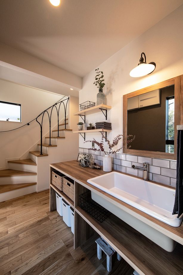 太陽ハウジング ガレージ×土間×ウッドデッキ　内外一体で遊べる2階リビングの家の建築実例画像8