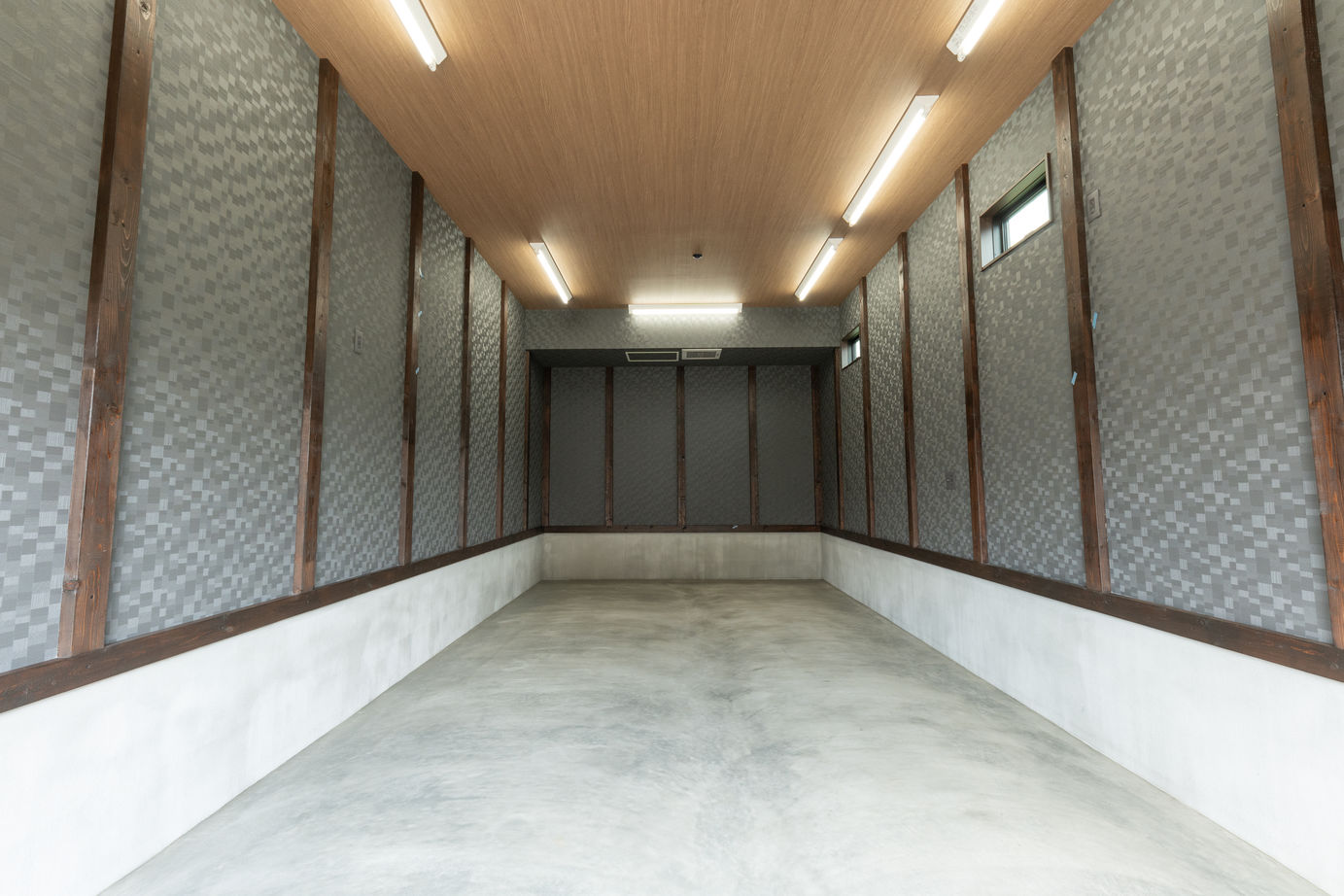 太陽ハウジング 勾配天井の2階リビング×ビルトインガレージ　夫婦のこだわりが詰まった家の建築実例画像7