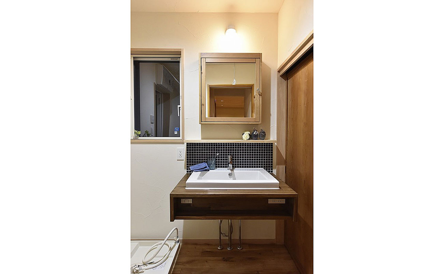 エーセンス建築設計 【2000万円台/31坪/間取り図有】プライベートを守り光や風は通す。外に閉じ内に開くテラスのある家の建築実例画像7