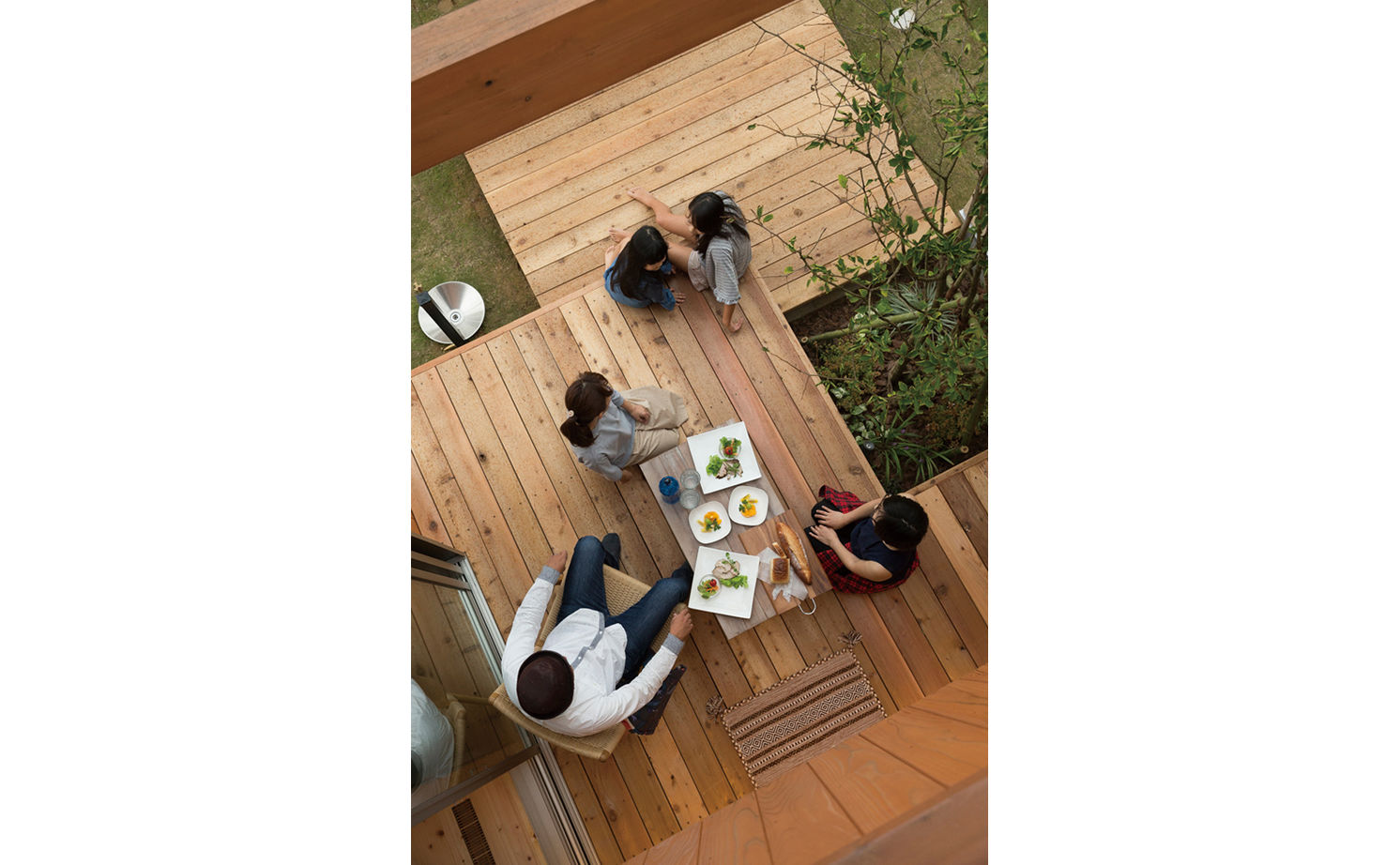 エーセンス建築設計 【2000万円台/36坪/間取り図有】千葉の木をつかった和モダンデザインが美しい中庭を楽しむ家の建築実例画像4