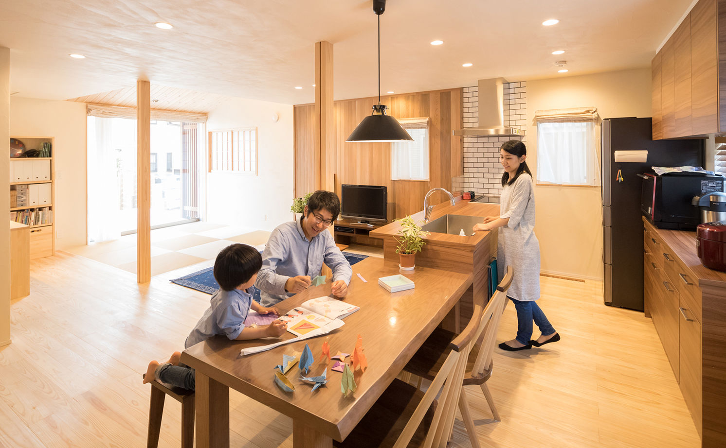 エーセンス建築設計 【1000万円台/30坪/間取り図有】40坪の敷地を有効活用。広びろ暮らすコンパクトな住まいの建築実例画像2