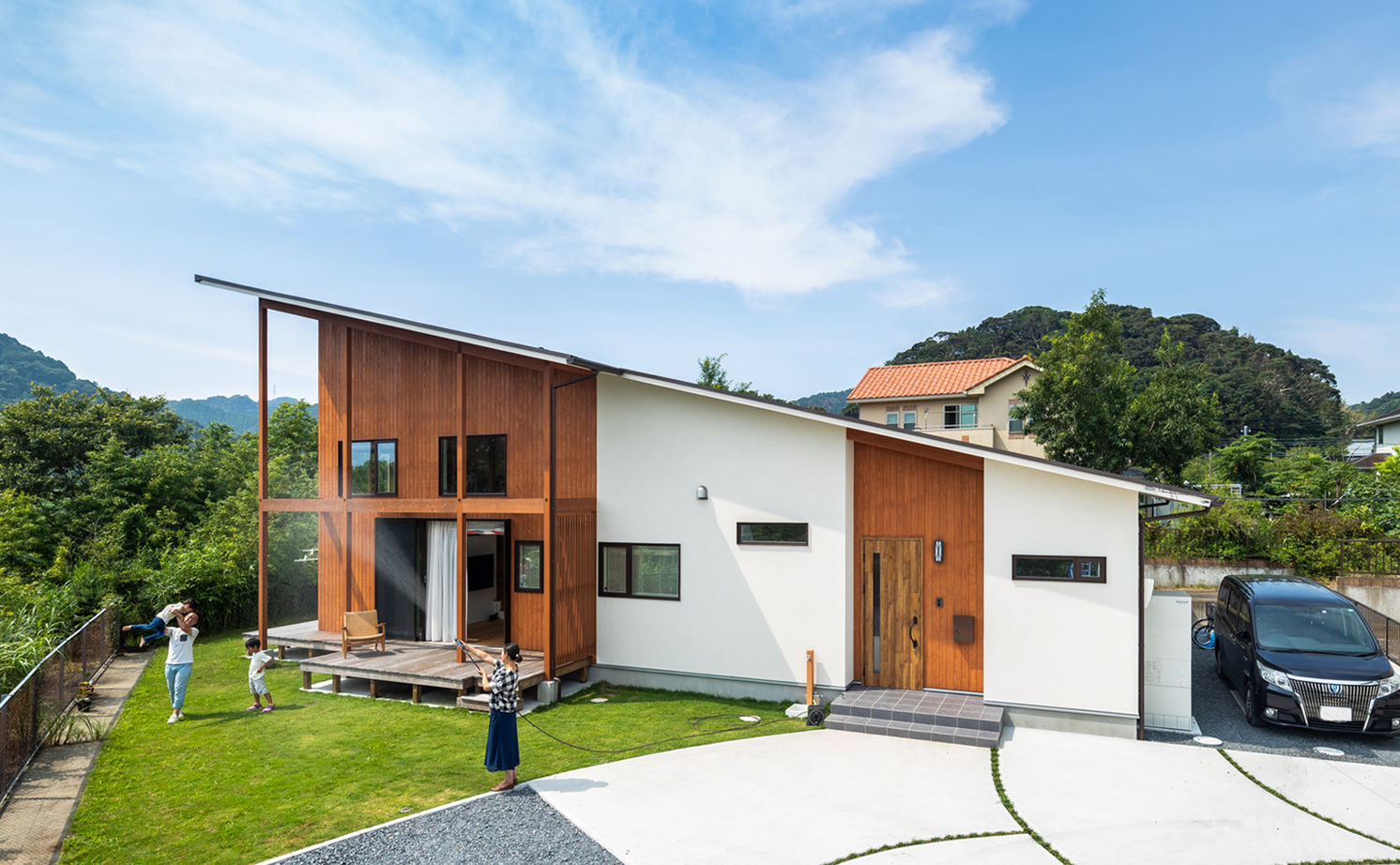 エーセンス建築設計 【2000万円台/35坪/間取り図有】田園風景が広がる高台の敷地。ゆったりした平屋で、のびのび暮らす家の建築実例画像1