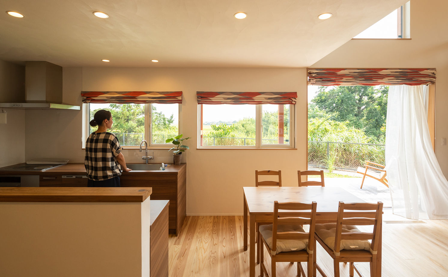 エーセンス建築設計 【2000万円台/35坪/間取り図有】田園風景が広がる高台の敷地。ゆったりした平屋で、のびのび暮らす家の建築実例画像3