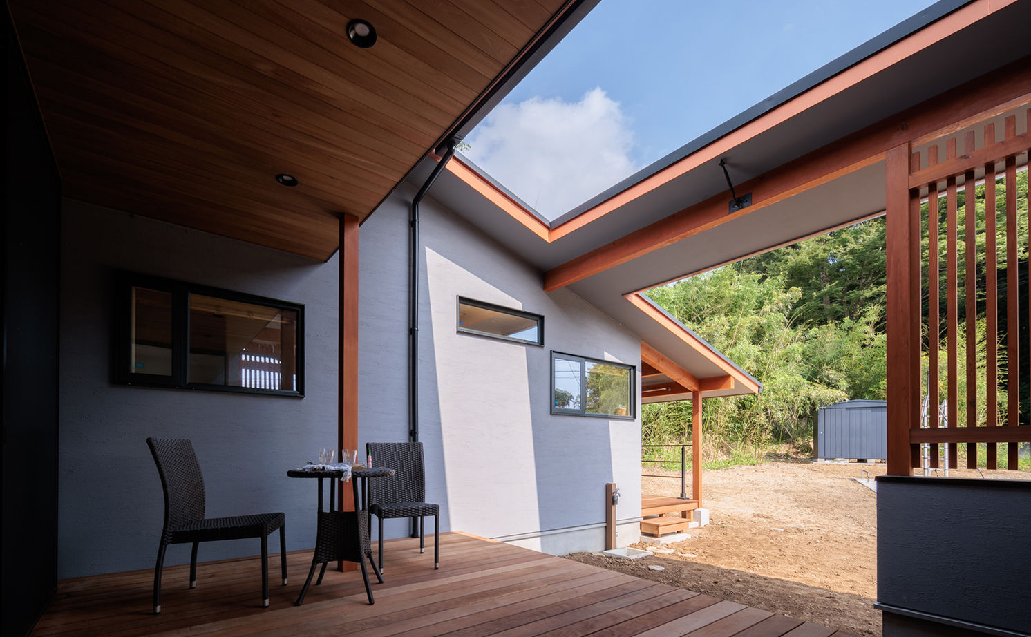 エーセンス建築設計 【2000万円台/約35坪/間取り図有】借景の緑を取り入れ、自然に溶け込む。通り土間のある平屋の建築実例画像8