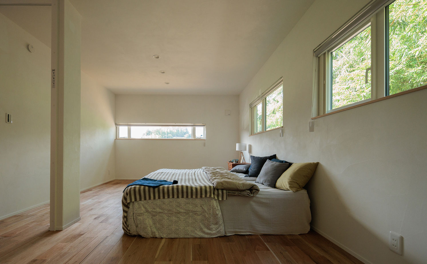 エーセンス建築設計 【2000万円台/約35坪/間取り図有】借景の緑を取り入れ、自然に溶け込む。通り土間のある平屋の建築実例画像10