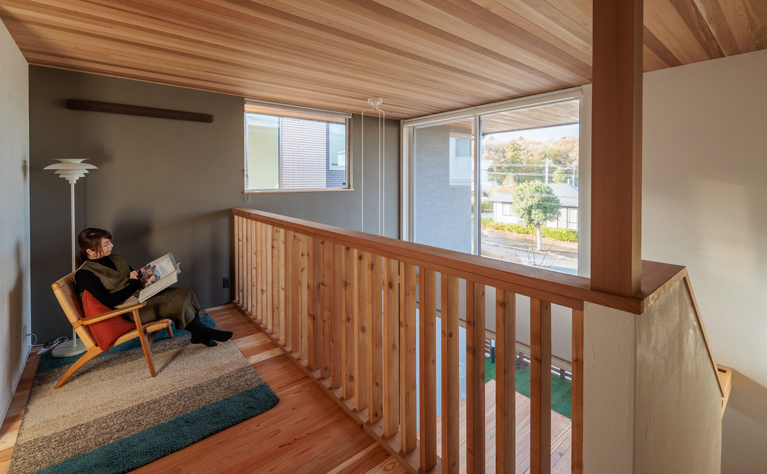 エーセンス建築設計 【2000万円台/36.9坪】北側ファサードから光を入れ、緑を眺める。デザインにこだわったセンスのいい家の建築実例画像9