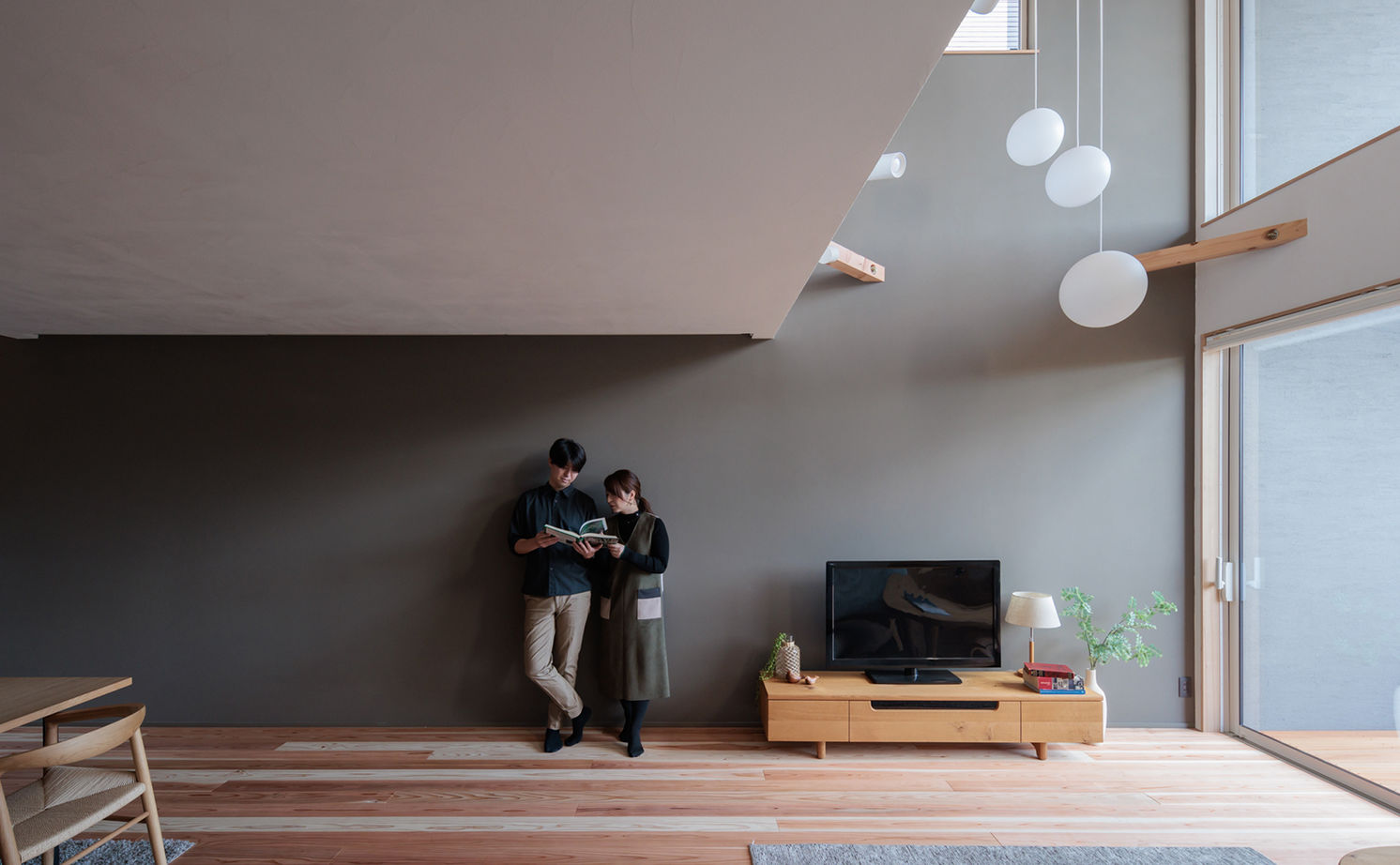 エーセンス建築設計 【2000万円台/36.9坪】北側ファサードから光を入れ、緑を眺める。デザインにこだわったセンスのいい家の建築実例画像10