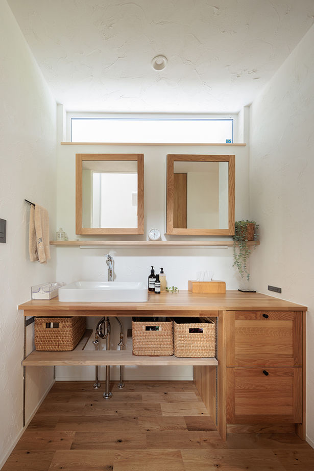 エーセンス建築設計 【3000万円台/50坪/間取り図有】大きな軒のあるウッドデッキが快適。自然に癒されるガレージハウスの建築実例画像11