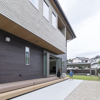 サンクスホーム 【津の実例×1000万円台】モデルハウスを参考にして家事＆子育てがラク♪「散らかりにくいのも嬉しいです」の建築実例画像3