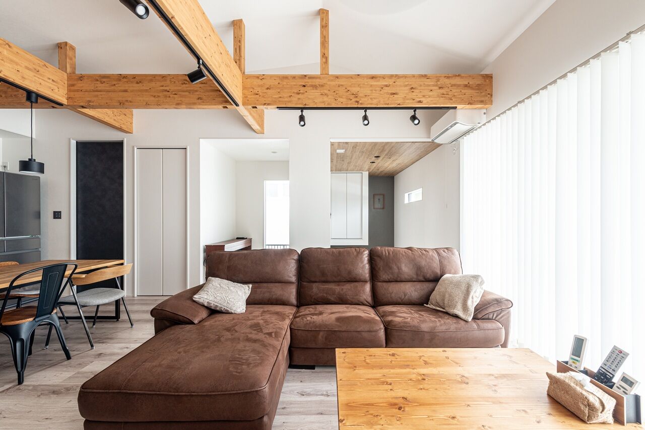 サンクスホーム 【2000万円台×平屋｜間取り図有】いつか見た伊勢の酒蔵をイメージした開放的で落ち着いた住まいの建築実例画像3