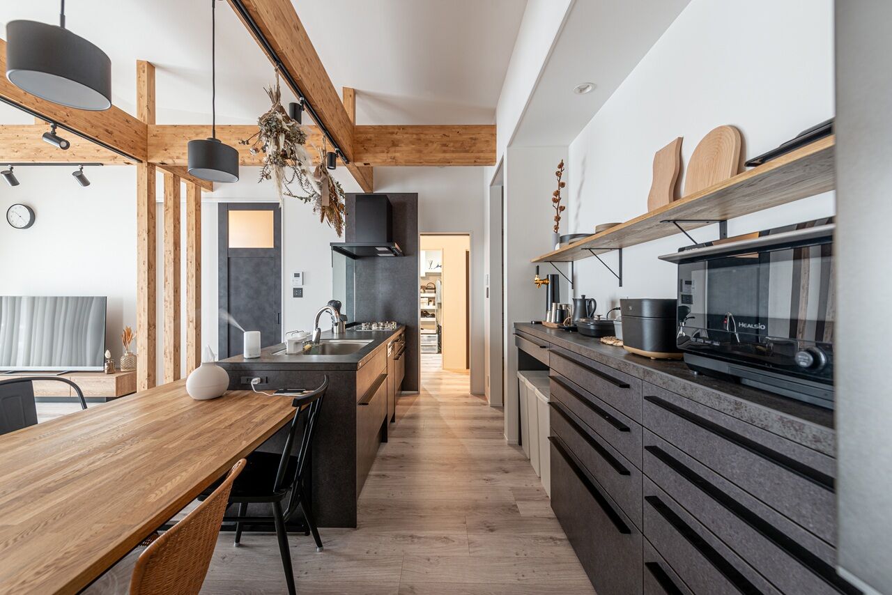 サンクスホーム 【2000万円台×平屋｜間取り図有】いつか見た伊勢の酒蔵をイメージした開放的で落ち着いた住まいの建築実例画像5