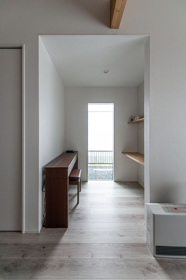 サンクスホーム 【2000万円台×平屋｜間取り図有】いつか見た伊勢の酒蔵をイメージした開放的で落ち着いた住まいの建築実例画像7