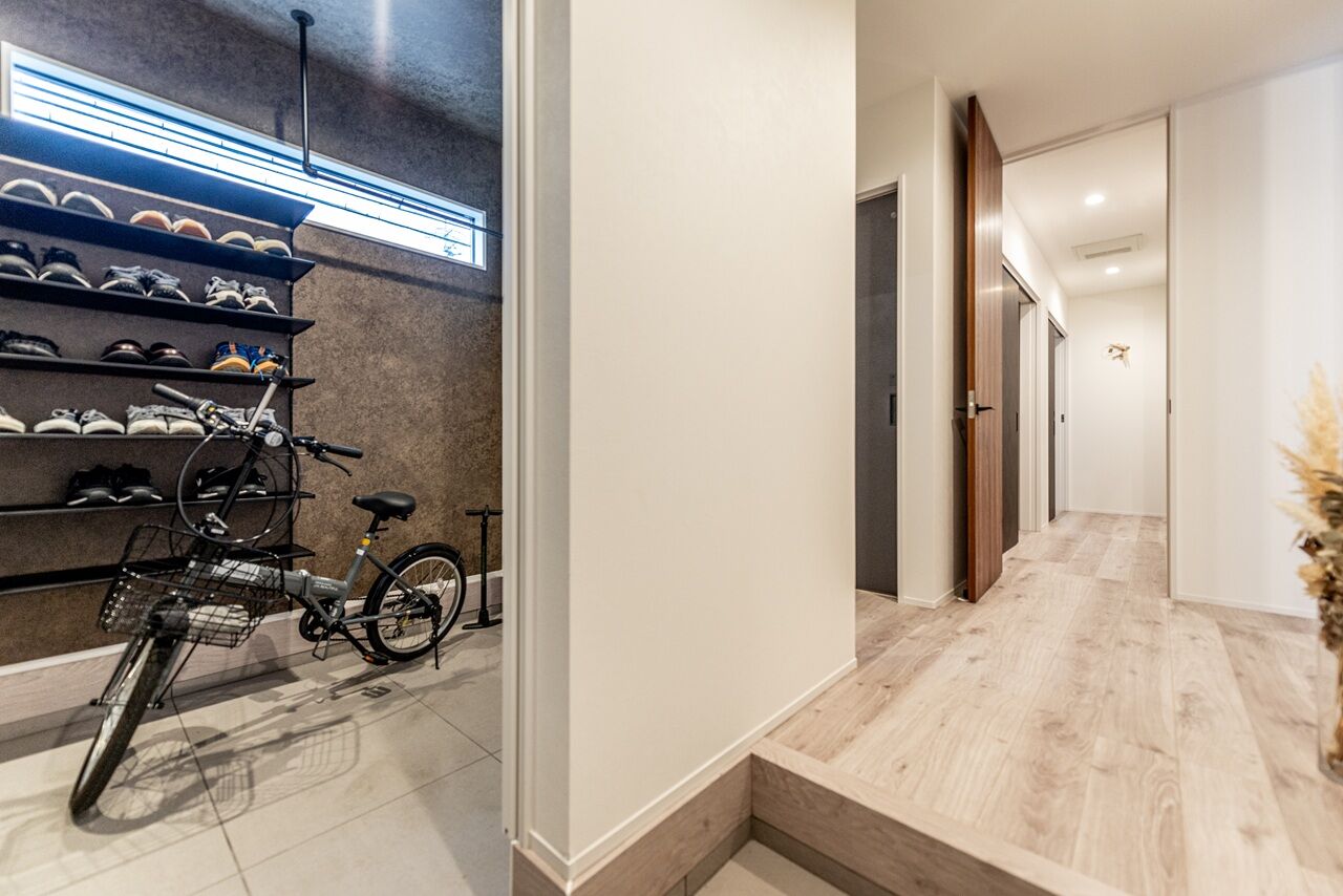 サンクスホーム 【2000万円台×平屋｜間取り図有】いつか見た伊勢の酒蔵をイメージした開放的で落ち着いた住まいの建築実例画像10