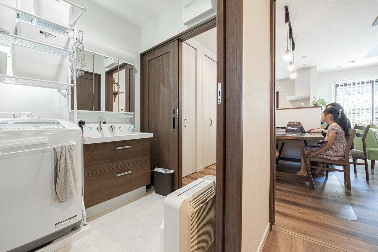 サンクスホーム 【1000万円台×平屋｜間取り図有】お子さんの成長を優しく見守る、スキップフロアのある住まいの建築実例画像8