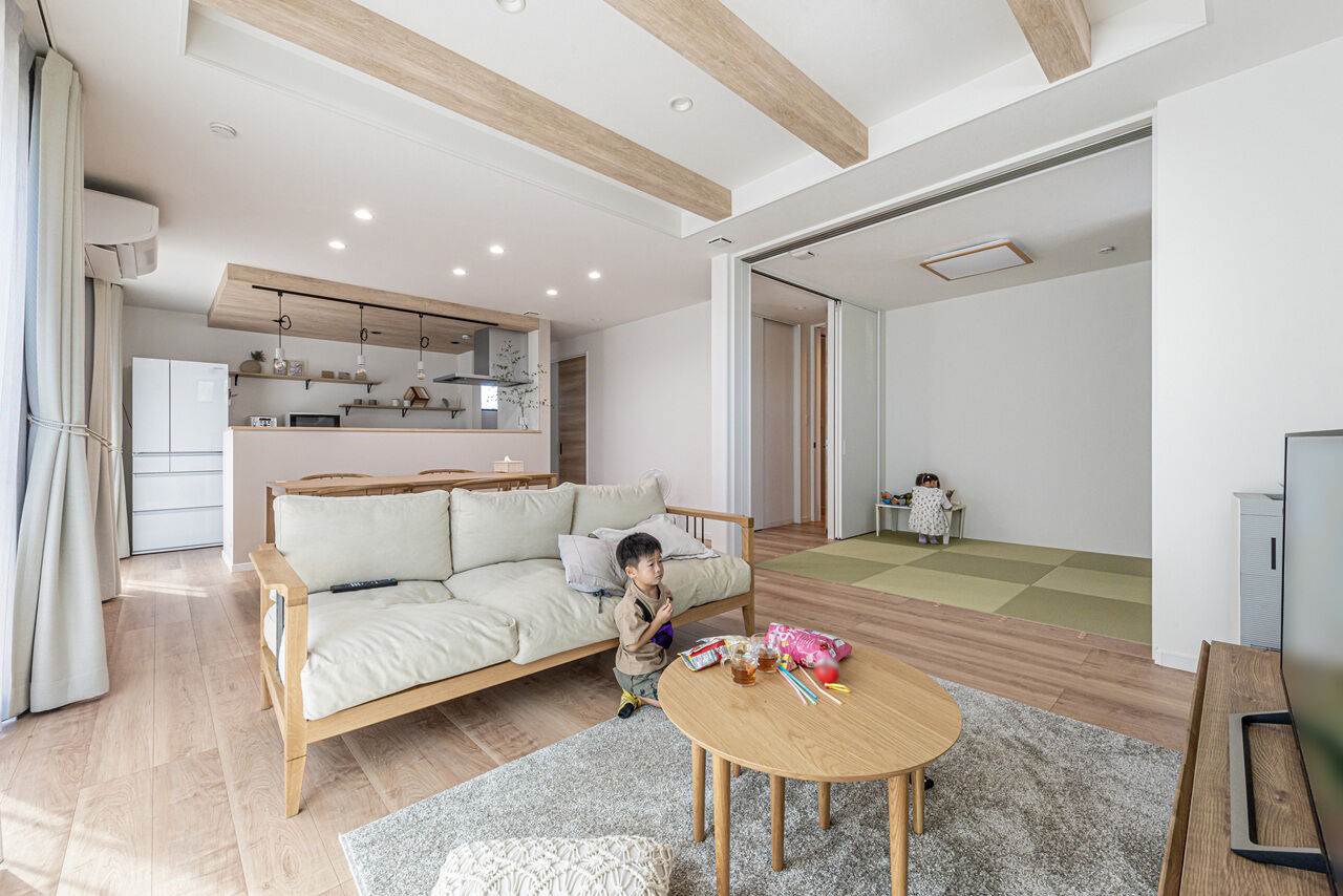 サンクスホーム 【2000万円台×回遊動線｜間取り図有】「今」も「この先」も、ずっとラクに快適に過ごせる住まいの建築実例画像2