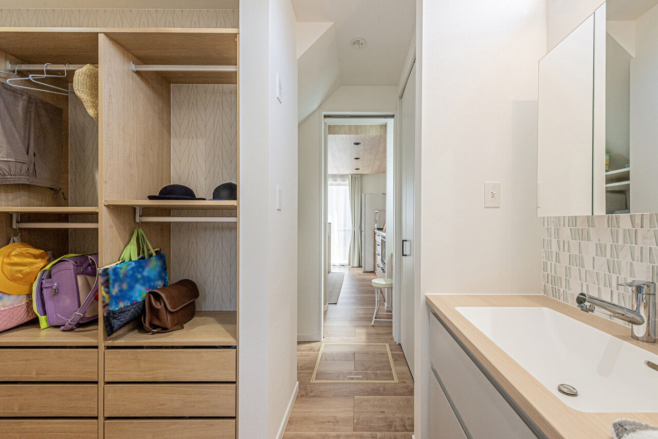 サンクスホーム 【2000万円台×回遊動線｜間取り図有】「今」も「この先」も、ずっとラクに快適に過ごせる住まいの建築実例画像8