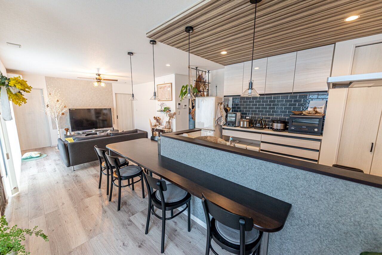 サンクスホーム 【2000万円台×平屋｜間取り図有】大切な愛犬と共に、居心地のいいリビングで団らんを楽しむ家の建築実例画像3