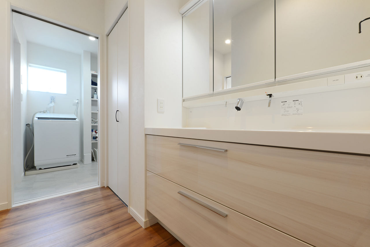 サンクスホーム 【3LDK×カリフォルニアテイスト】明るく開放的なサーファーズハウスで、子育てと趣味を楽しめる住まいの建築実例画像5