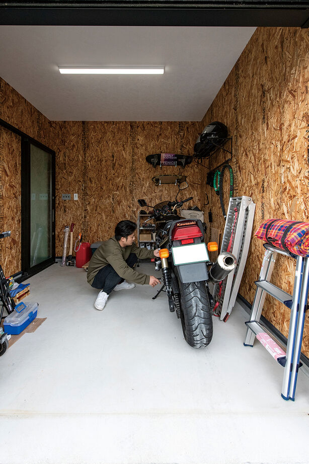 サンクスホーム 【平屋×ガレージ×2365万円｜間取り図有】アウトドア好きな家族が選んだ、薪ストーブのあるロフト付き平屋の建築実例画像3