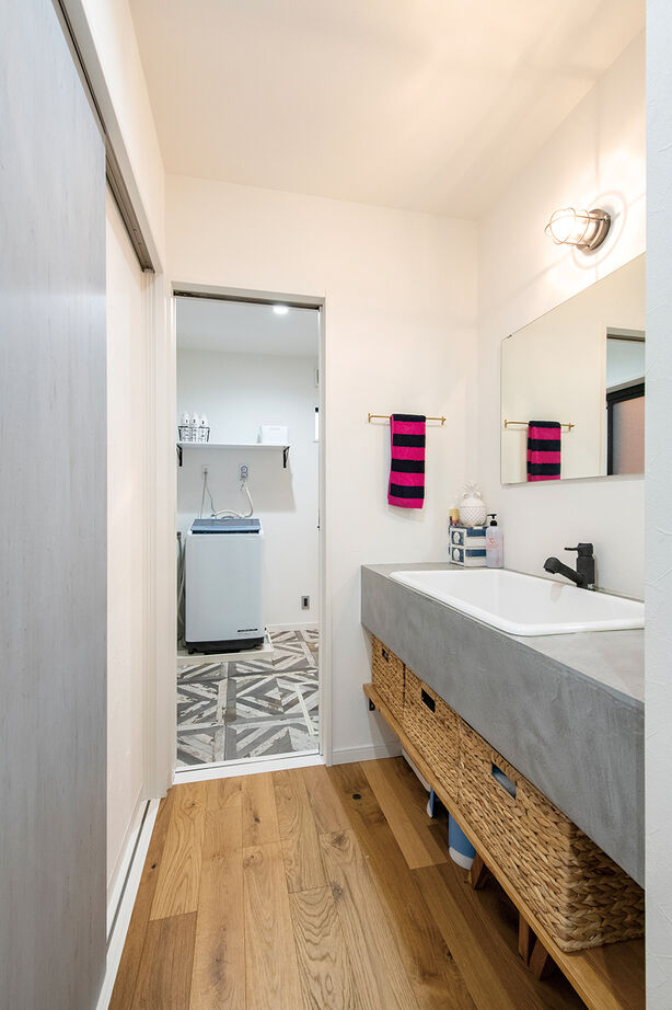 サンクスホーム 【平屋×ガレージ×2365万円｜間取り図有】アウトドア好きな家族が選んだ、薪ストーブのあるロフト付き平屋の建築実例画像8