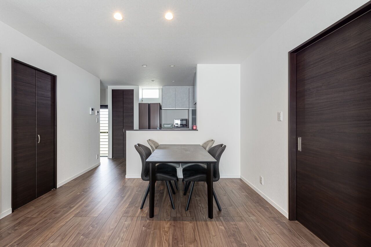 サンクスホーム 【1000万円台×シンプルモダン｜間取り図有】「生活のしやすさ」にフォーカスしたシンプルで効率的な住まいの建築実例画像5