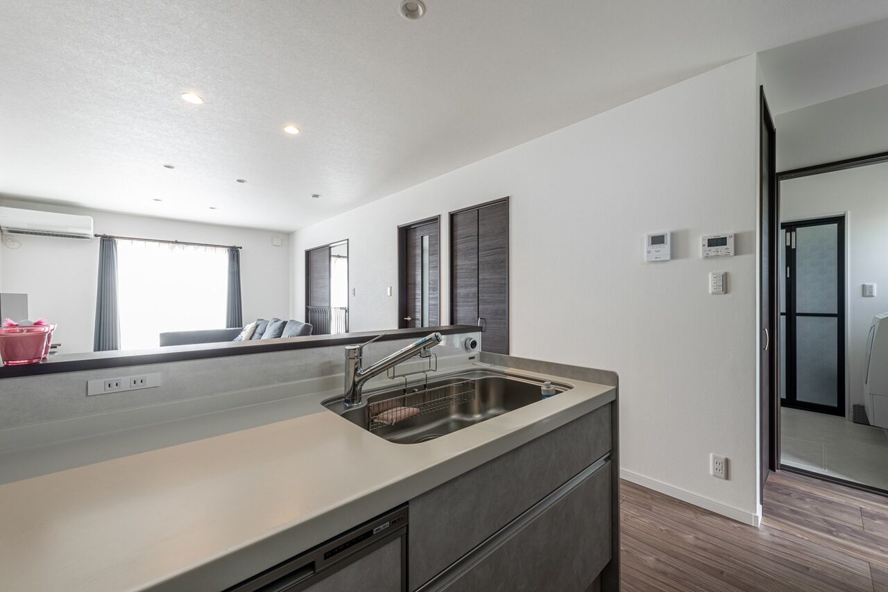 サンクスホーム 【1000万円台×シンプルモダン｜間取り図有】「生活のしやすさ」にフォーカスしたシンプルで効率的な住まいの建築実例画像7