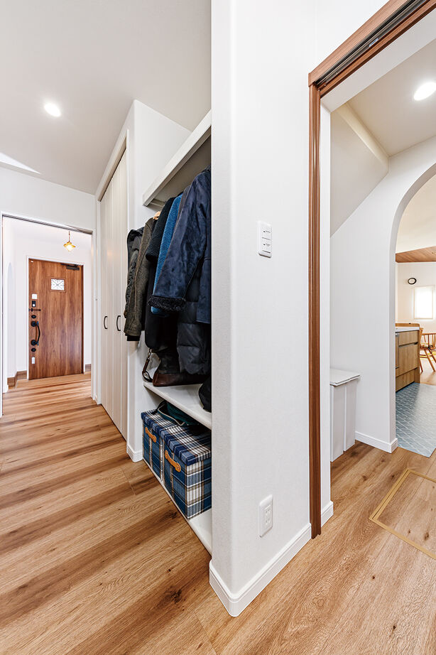 サンクスホーム 【鈴鹿の実例｜間取り図有】「おはよう」「ただいま」を起点に考えた動線で暮らしやすい！北欧風の可愛い家の建築実例画像6